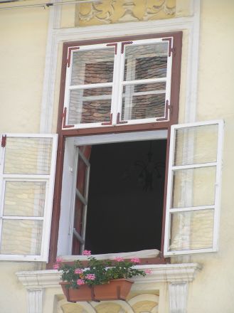 106